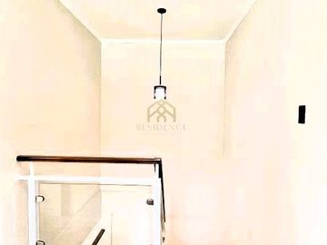 MODERN DUPLEX HOUSE IN BF ALMANZA LAS PIÑAS CITY