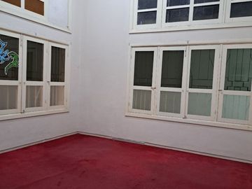 Tempat usaha Area Komersial Pusat Kota Raya Darmo