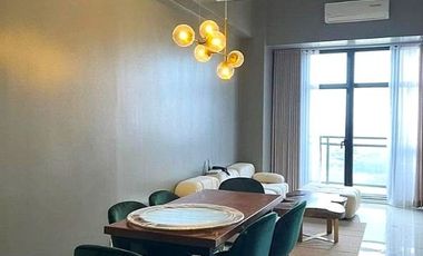 3-Bedroom Condo for Sale at Knightsbridge Residences