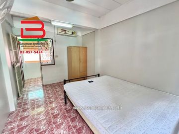 อพาร์ทเม้นต์ ซ.รังสิต-นครนายก 14 เนื้อที่ 50 ตรว. ใกล้ฟิวเจอร์พาร์ค ถนนรังสิต-นครนายก ต.ประชาธิปัตย์ อ.ธัญบุรี จ.ปทุมฯ