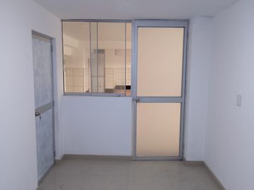 LOCAL EN ALQUILER 350m2 EN AV. MEXICO - LA VICTORIA