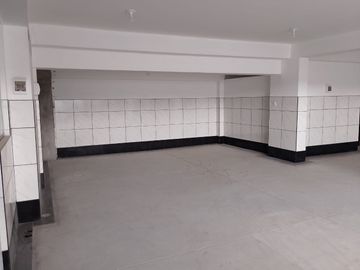 LOCAL EN ALQUILER 350m2 EN AV. MEXICO - LA VICTORIA