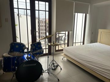 VENDO HERMOSA CASA TOTALMENTE EQUIPADA EN CEIBOS NORTE