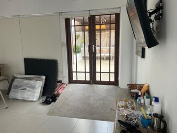 VENDO HERMOSA CASA TOTALMENTE EQUIPADA EN CEIBOS NORTE