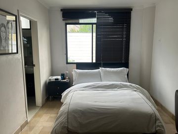 VENDO HERMOSA CASA TOTALMENTE EQUIPADA EN CEIBOS NORTE