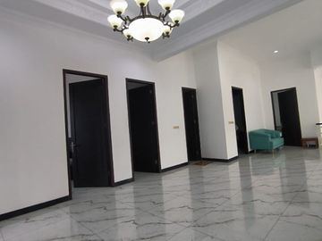 Di Jual Cepat Rumah mewah di Tanjung Barat Jakarta Selatan