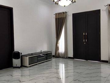 Di Jual Cepat Rumah mewah di Tanjung Barat Jakarta Selatan