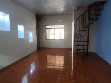 SE VENDE CASA EN GUASMO SUR, COOPERATIVA MIAMI BEACH, SUR DE GUAYAQUIL