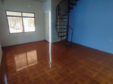 SE VENDE CASA EN GUASMO SUR, COOPERATIVA MIAMI BEACH, SUR DE GUAYAQUIL