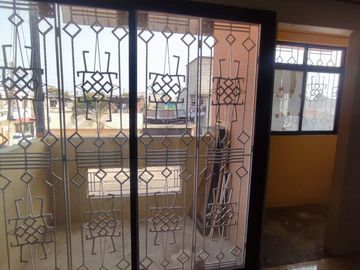 SE VENDE CASA EN GUASMO SUR, COOPERATIVA MIAMI BEACH, SUR DE GUAYAQUIL
