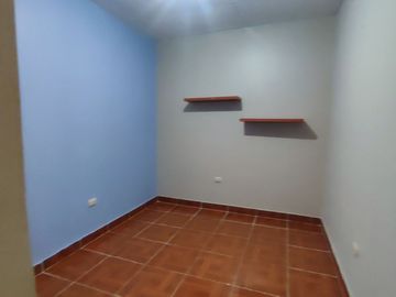 SE VENDE CASA EN GUASMO SUR, COOPERATIVA MIAMI BEACH, SUR DE GUAYAQUIL