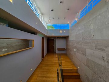 Casa en Venta con Uso de Suelo Mixto sobre Av. Justo Sierra en Guadalajara