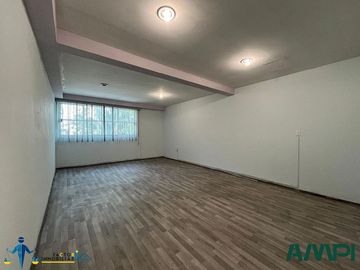 Edificio de 8 cubículos ideal para oficina en Ecatepec, EdoMex