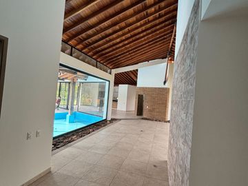 Renta Hermosa casa en Maracay
