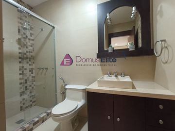 Venta  departamento vista al rio, Urbanización Tenis Club, cerca Plaza Navona, Samborondon, Guayaquil