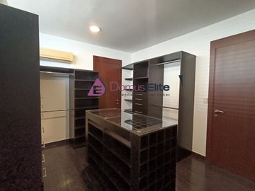 Venta  departamento vista al rio, Urbanización Tenis Club, cerca Plaza Navona, Samborondon, Guayaquil