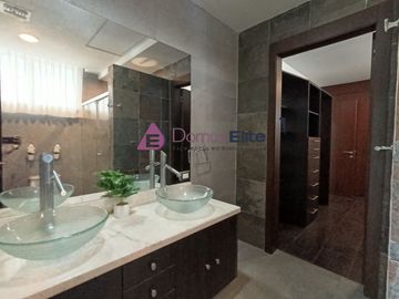 Venta  departamento vista al rio, Urbanización Tenis Club, cerca Plaza Navona, Samborondon, Guayaquil