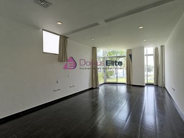 Venta  departamento vista al rio, Urbanización Tenis Club, cerca Plaza Navona, Samborondon, Guayaquil