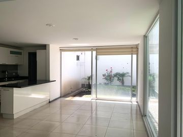 CASA EN CUAUTLANCINGO 3 RECAMARAS CON BAÑO, JARDIN, ROOF GARDEN