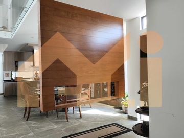 ¡Casa en VENTA en Residencial Punta del Cielo! 🏡✨