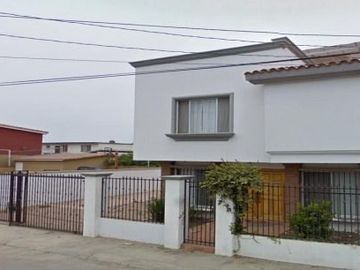 CASA EN REMATE BANCARIO EN VILLAS DEL MAR CERVERA KIRIAKIDES PLAYAS DE ROSARITO, BAJA CALIFORNIA