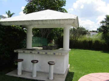 CASA EN CUERNAVACA LOMAS DE COCOYOC, GRAN OPORTUNIDAD DE INVERSIÓN