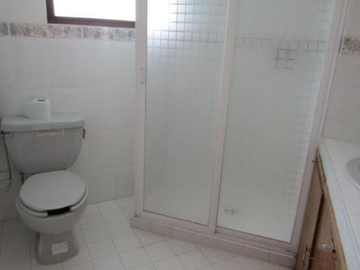 CASA EN CUERNAVACA LOMAS DE COCOYOC, GRAN OPORTUNIDAD DE INVERSIÓN