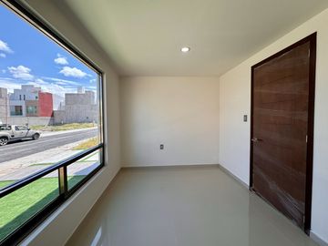 hermosa casa con 3 habitaciones y roof garden en pachuca. E-sur Vía del gua