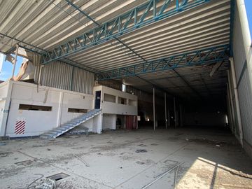 Se vende terreno industrial o comercial en Chincha alta