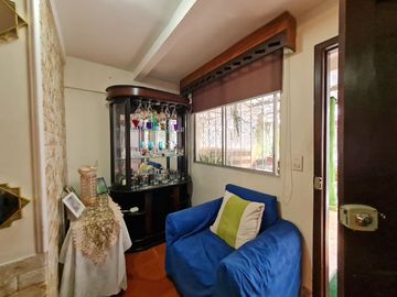 Venta de casa de 2 plantas y 4 dormitorios en Urbanización Beata Mercedes Molina, km 16 Vía a Daule