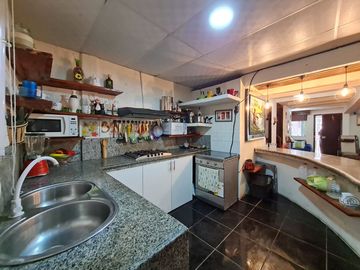 Venta de casa de 2 plantas y 4 dormitorios en Urbanización Beata Mercedes Molina, km 16 Vía a Daule