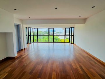 Vendo Hermoso Departamento 180 m2 Piso 4 Urb Aurora Miraflores