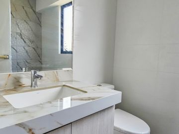 Vendo Hermoso Departamento 180 m2 Piso 4 Urb Aurora Miraflores