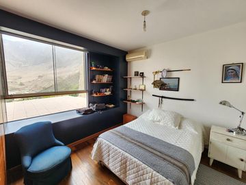 Venta moderna casa en Las Casuarinas Surco
