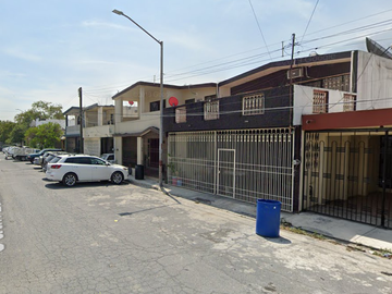 CASA EN VENTA EN LOS SAUCES GUADALUPE NUEVO LEON