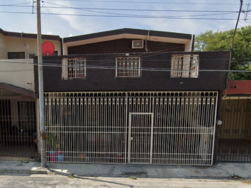 CASA EN VENTA EN LOS SAUCES GUADALUPE NUEVO LEON