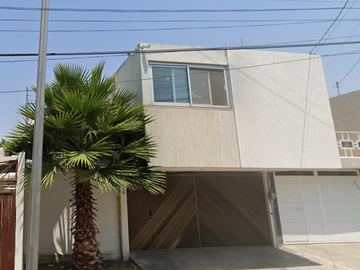 CASA EN VENTA EN PRADOS DE AGUA AZUL PUEBLA