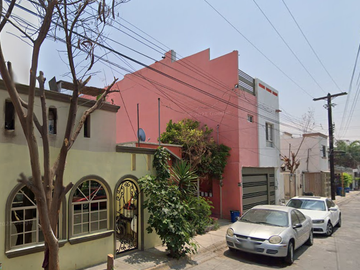 CASA EN VENTA EN SANTA CATARINA NUEVO LEON