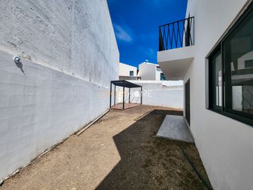 CASA EN VENTA, JURIQUILLA QRO.