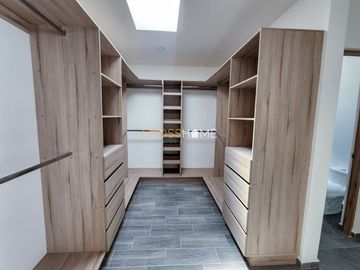 CASA EN VENTA, JURIQUILLA QRO.