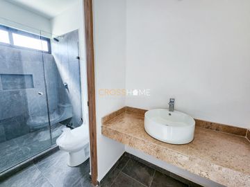 CASA EN VENTA, JURIQUILLA QRO.