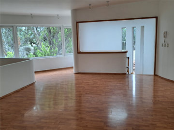CASA EN SAN GIL CON VISTA PRIVILEGIADA EN CERRADA SAN ENRRIQUE
