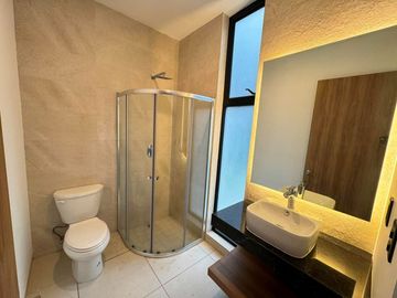 Casa en venta en Aguascalientes, Res. Santa Barbara