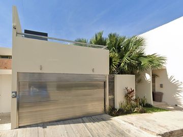 VENTA DE CASA EN C. 33 #409 COL. MONTEBELLO Mérida C.P. 97113| YUCATÁN