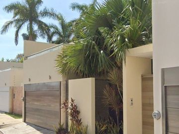 VENTA DE CASA EN C. 33 #409 COL. MONTEBELLO Mérida C.P. 97113| YUCATÁN