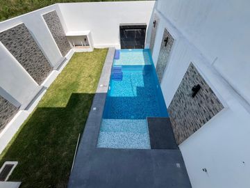 CASA EN VENTA CON ALBERCA, A 5 MIN. DE CENTRAL DE ABASTOS DE CUAUTLA, MOR.