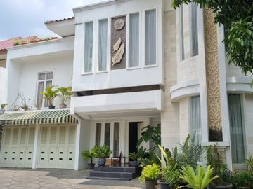 Rumah Tinggal + Kost Bangka Kemang ada Pool Jaksel