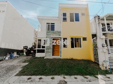 Magnolia House