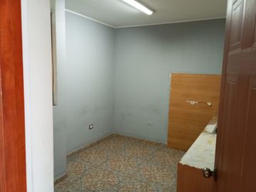 Alquiler de oficina de 75 m2 en Av. Angamos, Surquillo