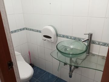 Alquiler de oficina de 75 m2 en Av. Angamos, Surquillo